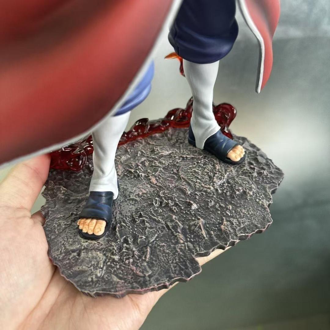 ナルト　Naruto 　うちはイタチ　フィギュア