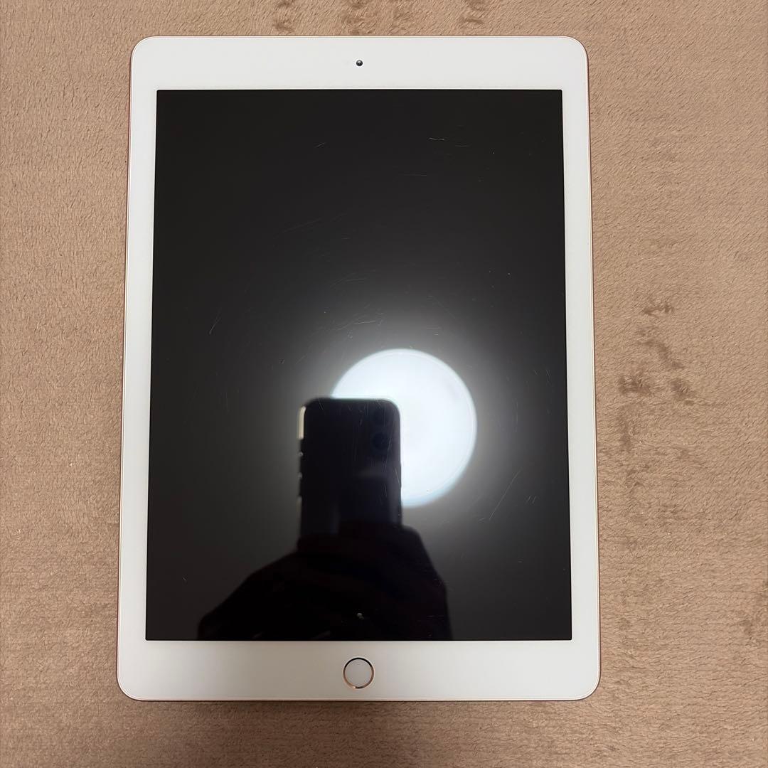 Apple iPad (第6世代) Wi-Fiモデル 32GB ゴールド