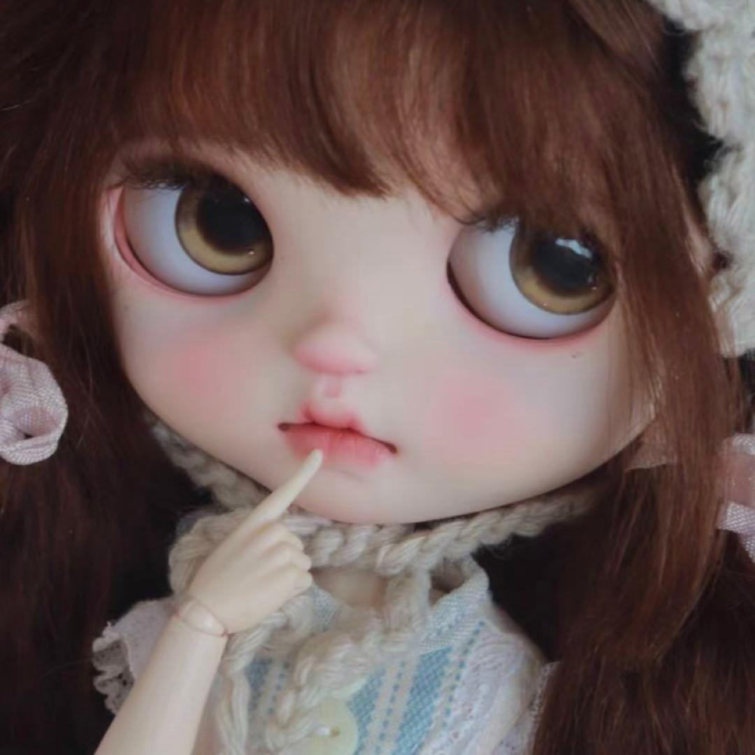 カスタムブライス 人形 幼い 大人しい ナチュラルメイク 海外作家様