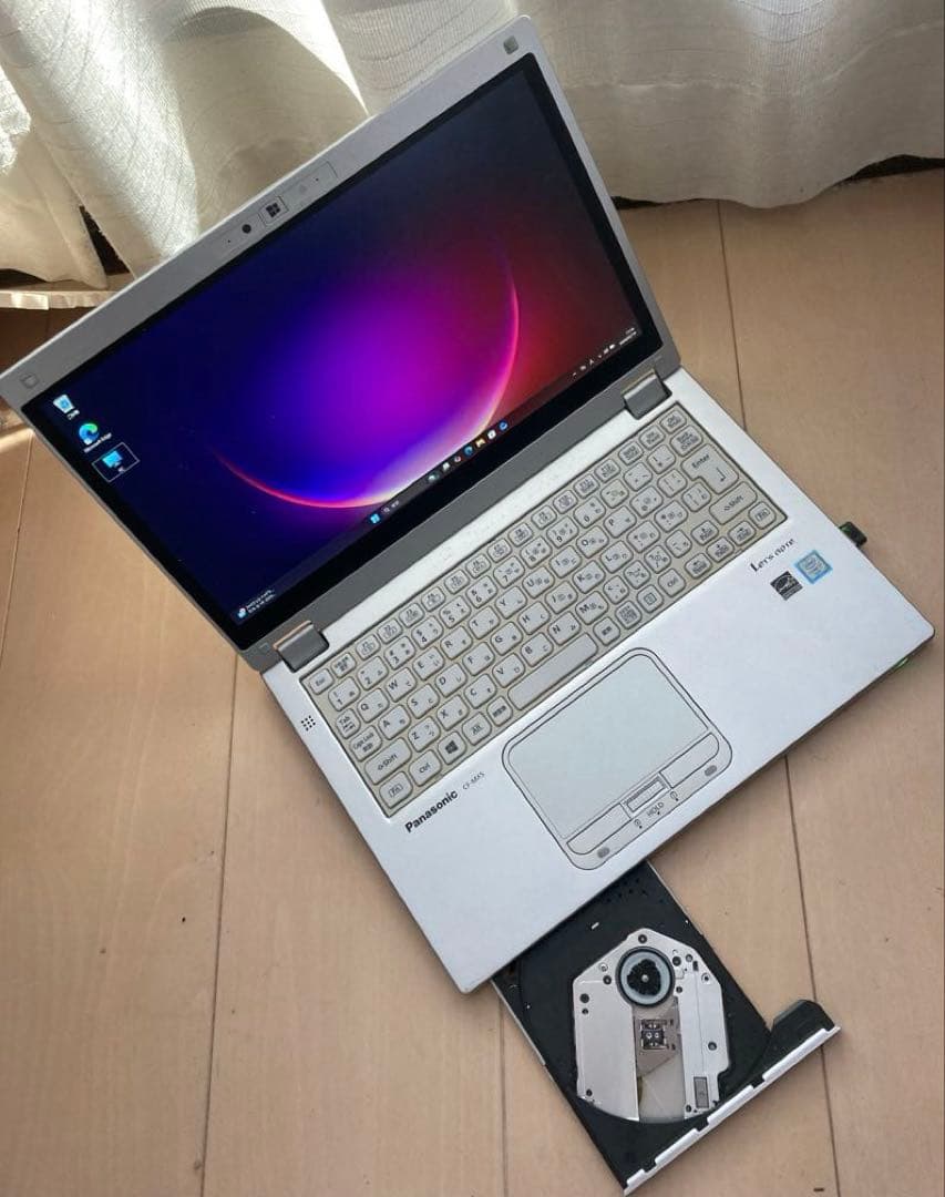 Panasonic レッツノート 8GB Core i7 【CF-MX5】