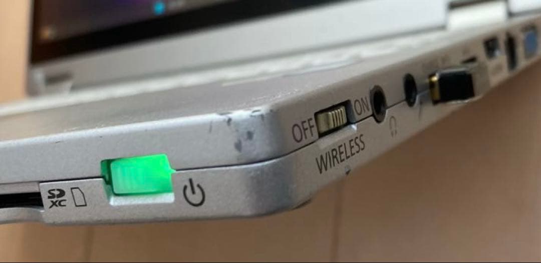 Panasonic レッツノート 8GB Core i7 【CF-MX5】