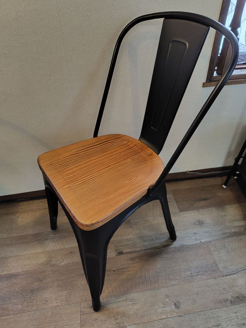 アイアン　チェア　2脚セット（発送は4月25日前後）