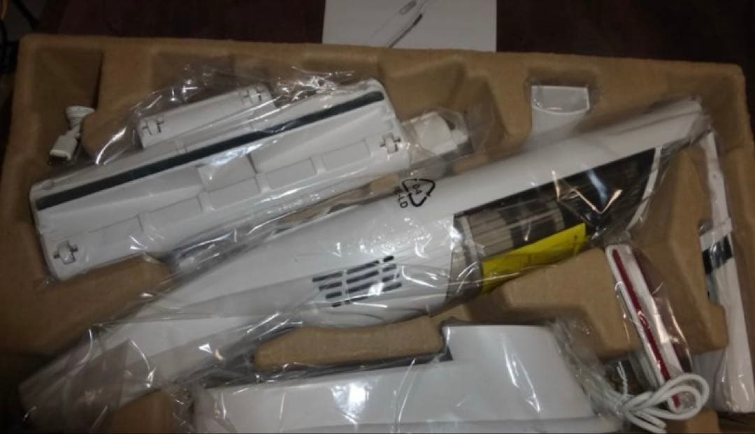 2026年最新掃除機 コードレス 超強力吸引LEDライト付超軽量定価19800円