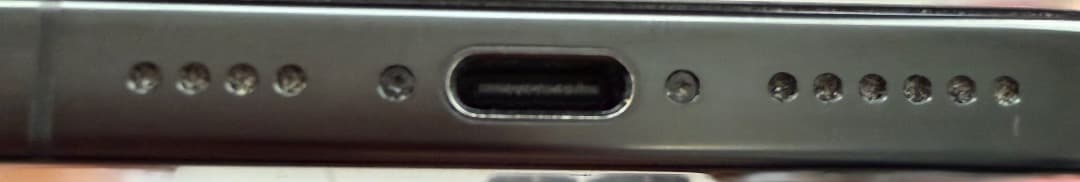 【美品】iPhone 16 Pro Max 256GB SIMフリー