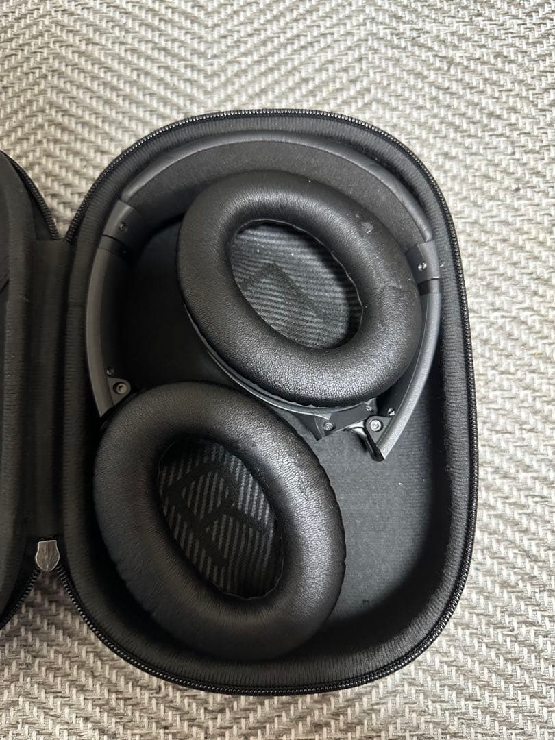 ヘッドホン BOSE Quiet Comfort 35