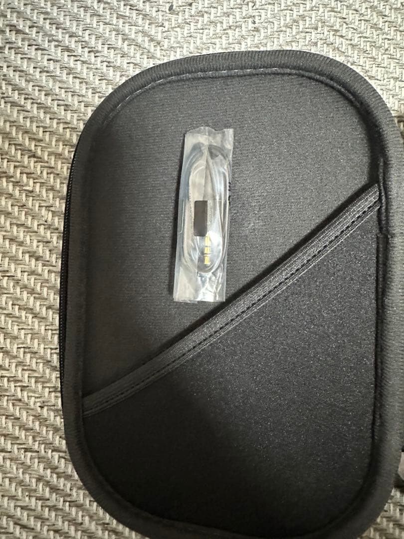 ヘッドホン BOSE Quiet Comfort 35