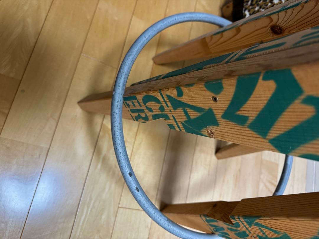 m&m custom performance furniture 角スツール大