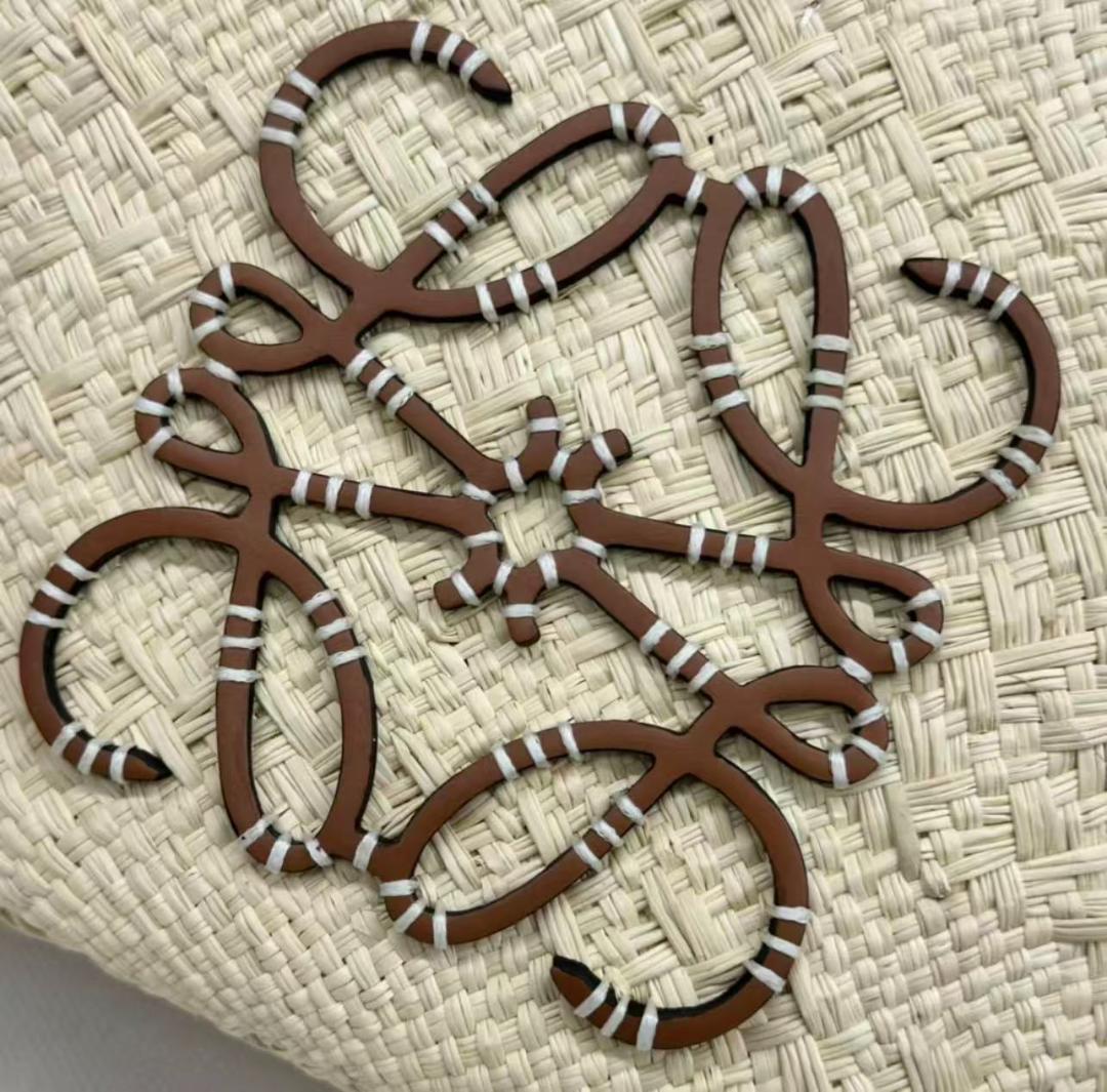 LOEWE バスケットバック アナグラム ミニ トート かごバック