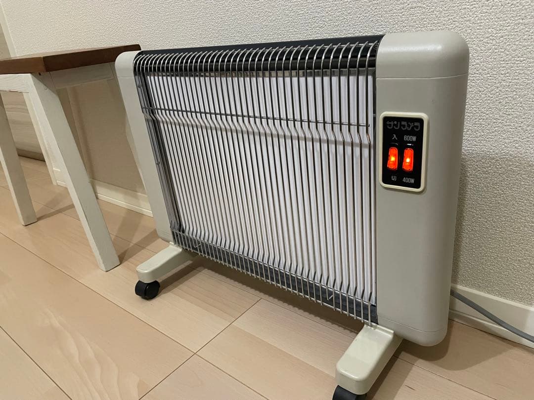 サンラメラ/電気ヒーター/600W/ホワイト/取扱説明書付き