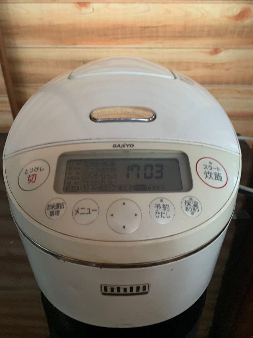 サンヨー　炊飯器　おどり炊きECJ-XW100