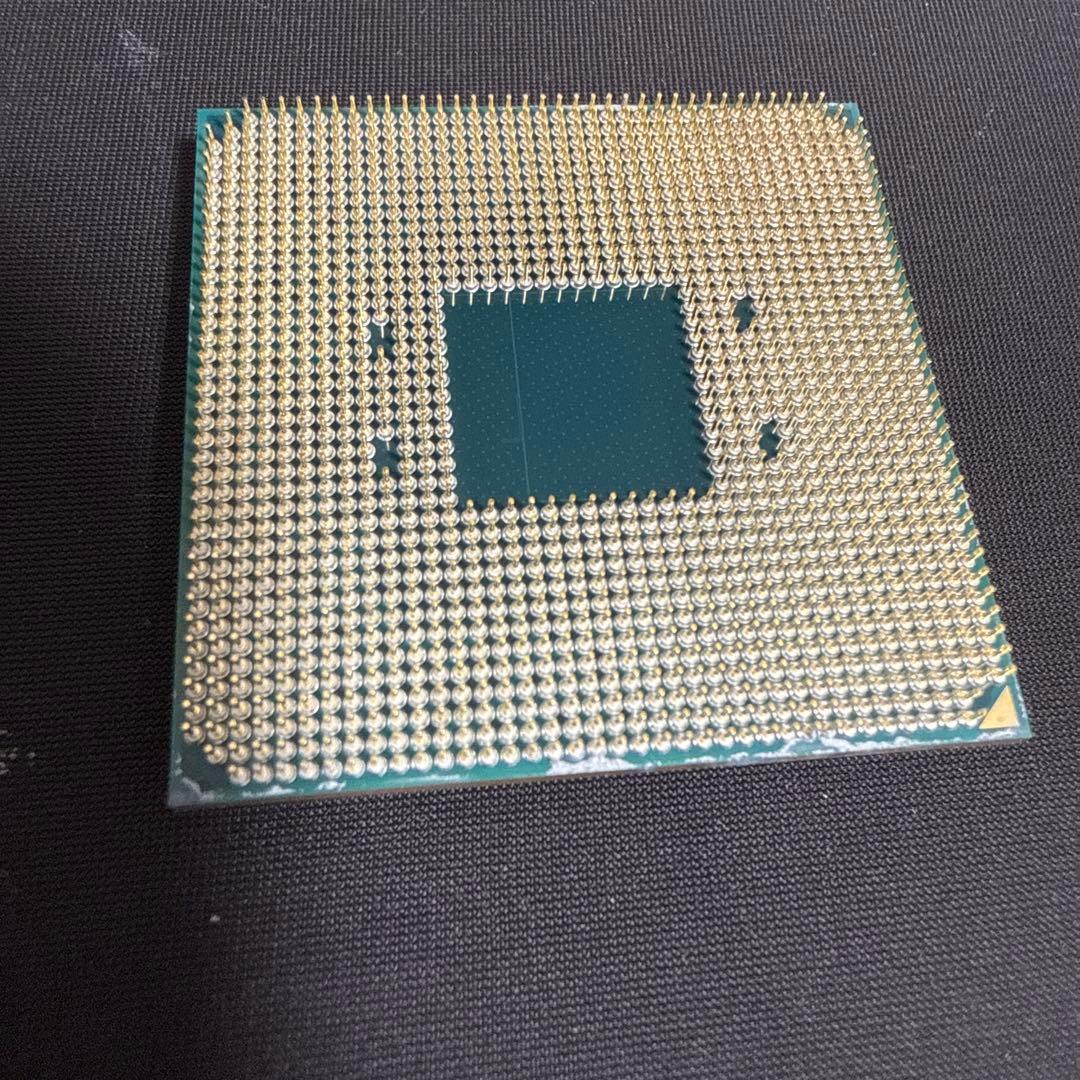 AMD Ryzen 7 5800X CPUのみ
