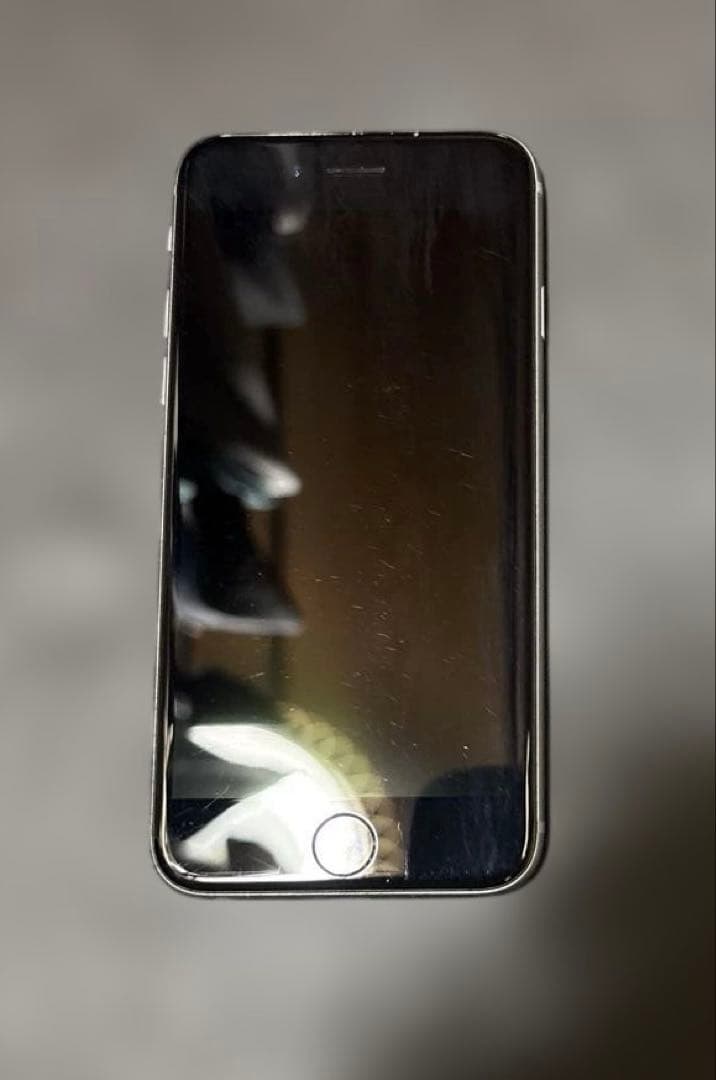 iPhone 6s 64GB スペースグレイ