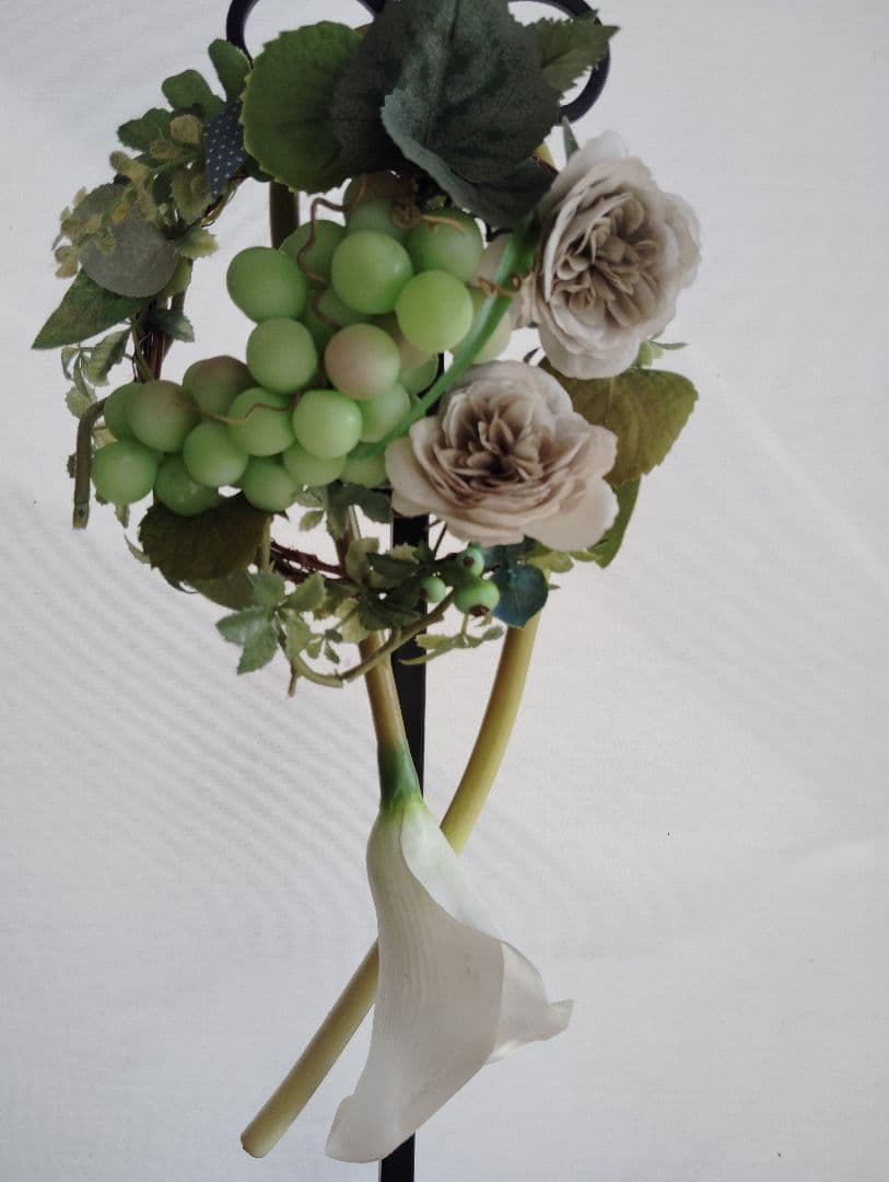 アーティフィシャルフラワーリース スタンド付き　高さ62センチ