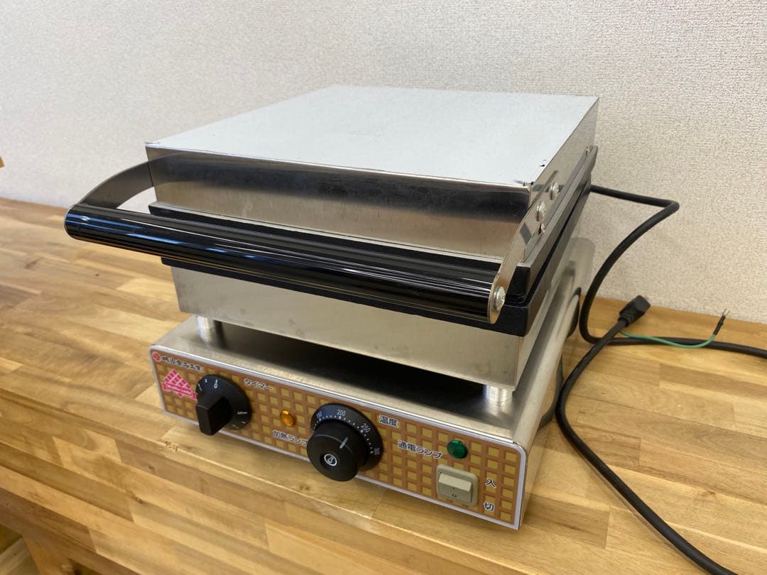 業務用　ワッフルメーカー　４枚焼き