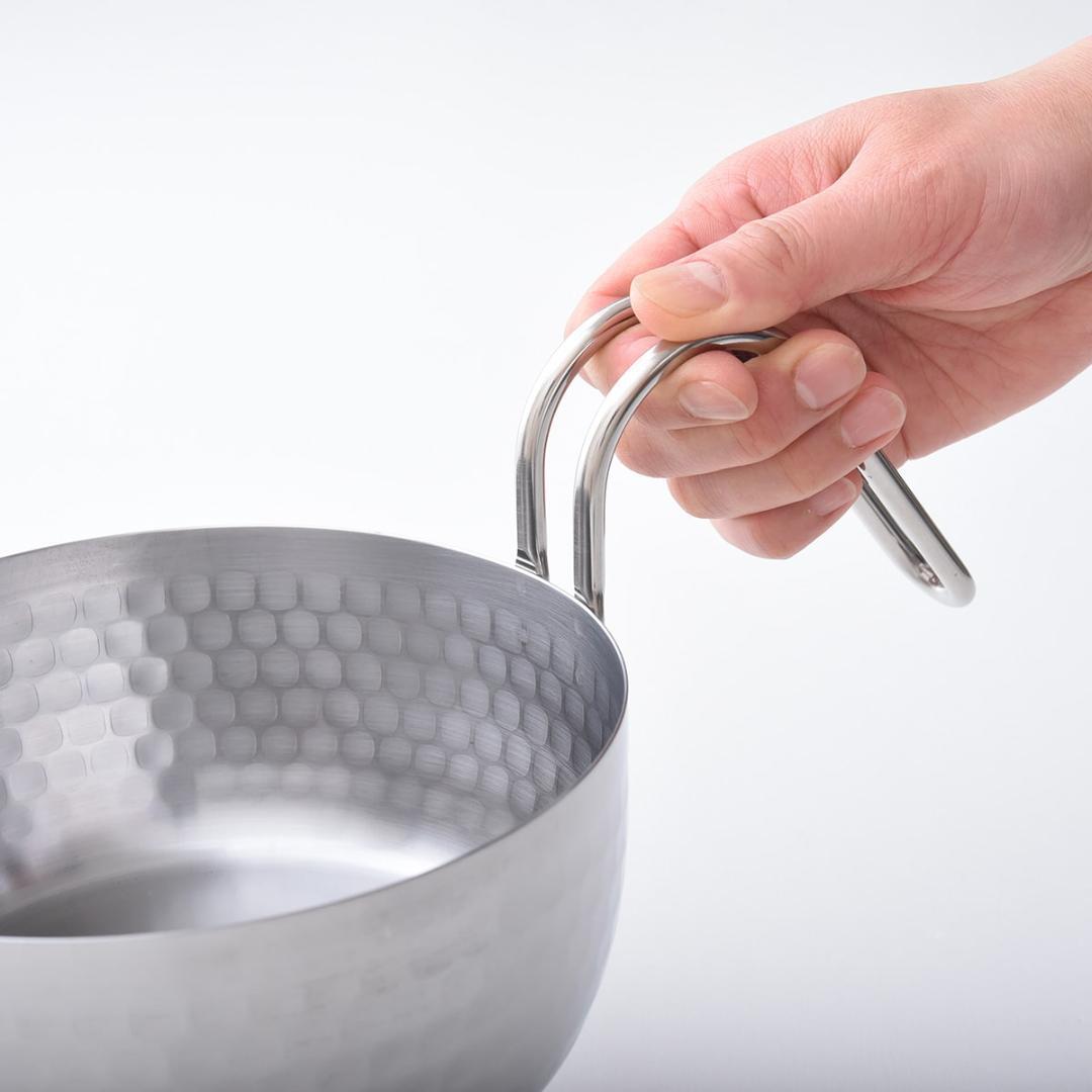 取っ手も便利な雪平鍋　マルチポットタイプ 20cm 透明の落とし蓋付