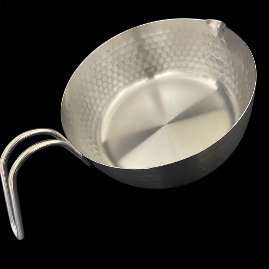 取っ手も便利な雪平鍋　マルチポットタイプ 20cm 透明の落とし蓋付