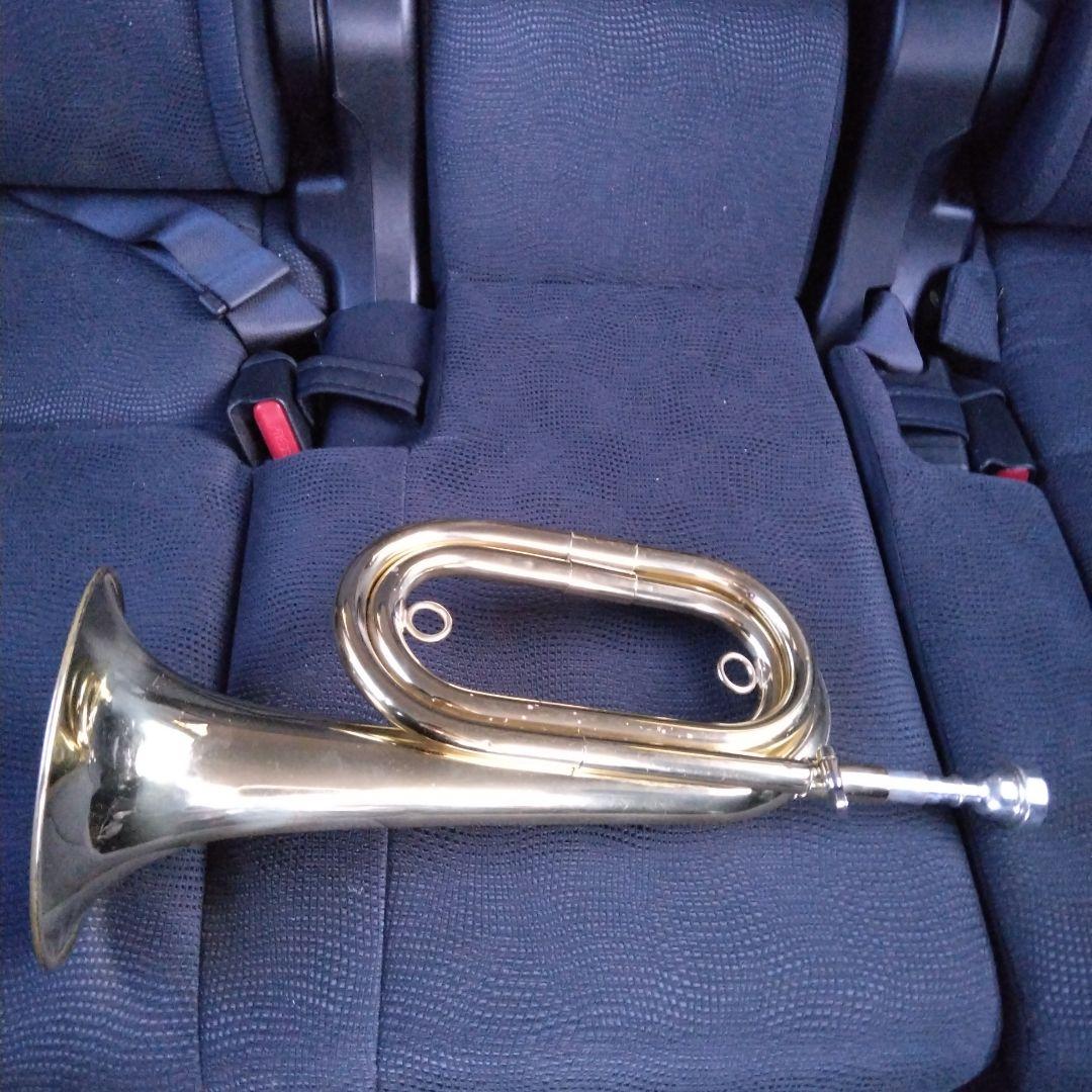 信号ラッパ　喇叭　らっぱ　自衛隊　祭り