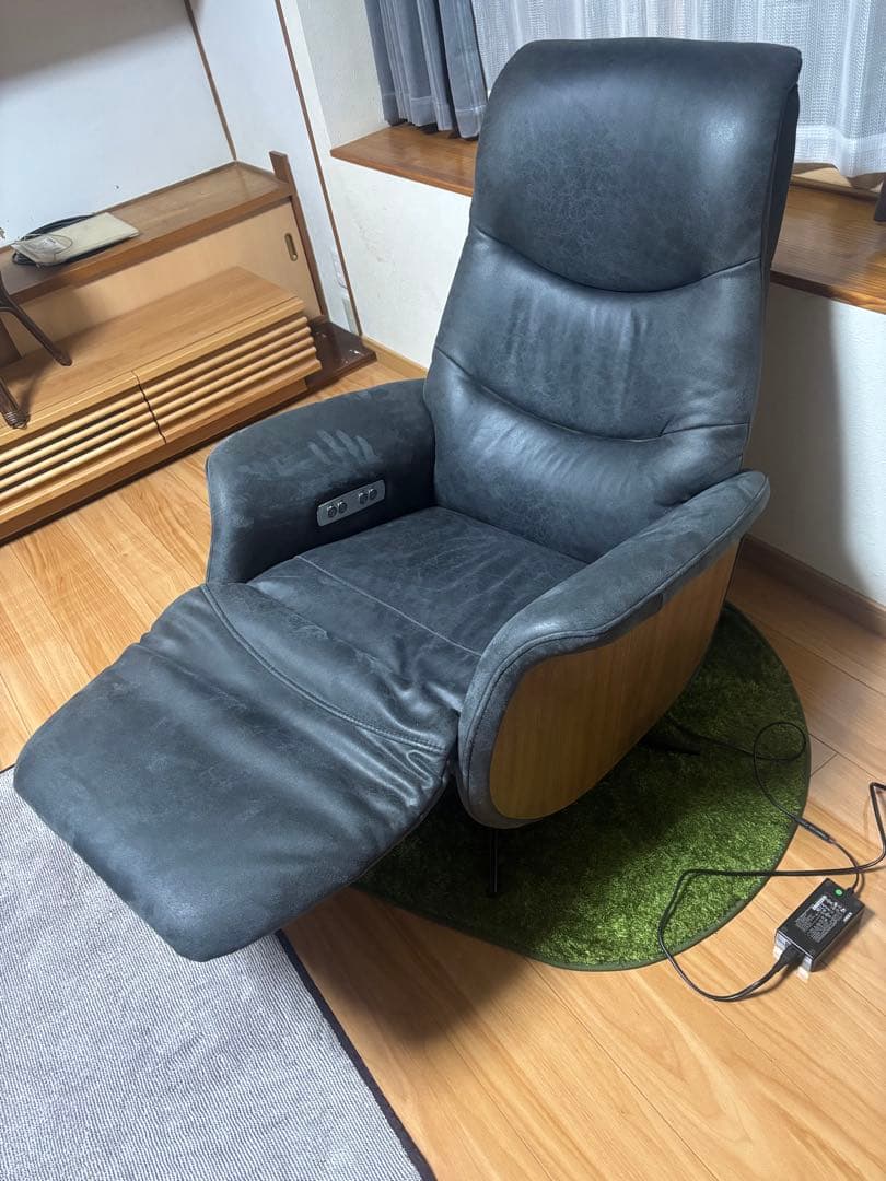 送料込‼️比較的キレイ‼️関家具リラックスフォームアストロ電動リクライニングチェア