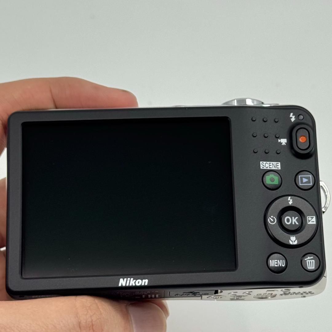 Nikon デジタルカメラ COOLPIX L32