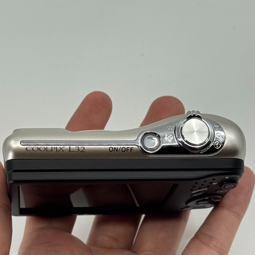 Nikon デジタルカメラ COOLPIX L32