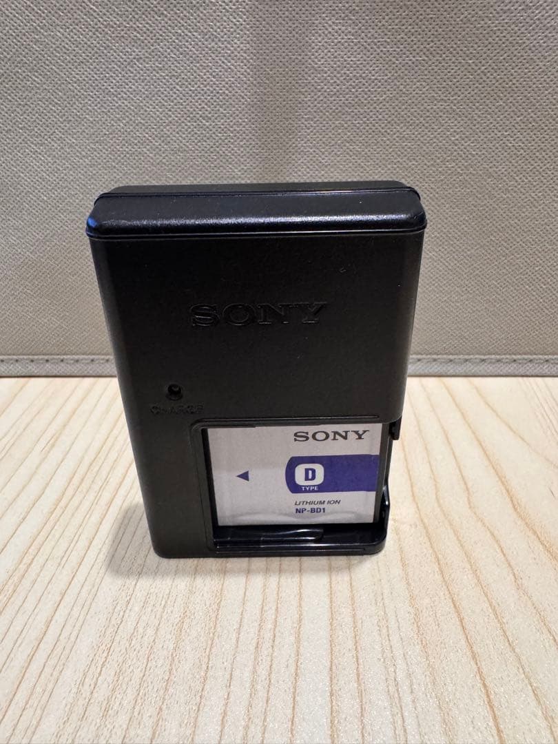 SONY Cyber-shot DSC-T77 コンパクトデジカメ 動作確認済み