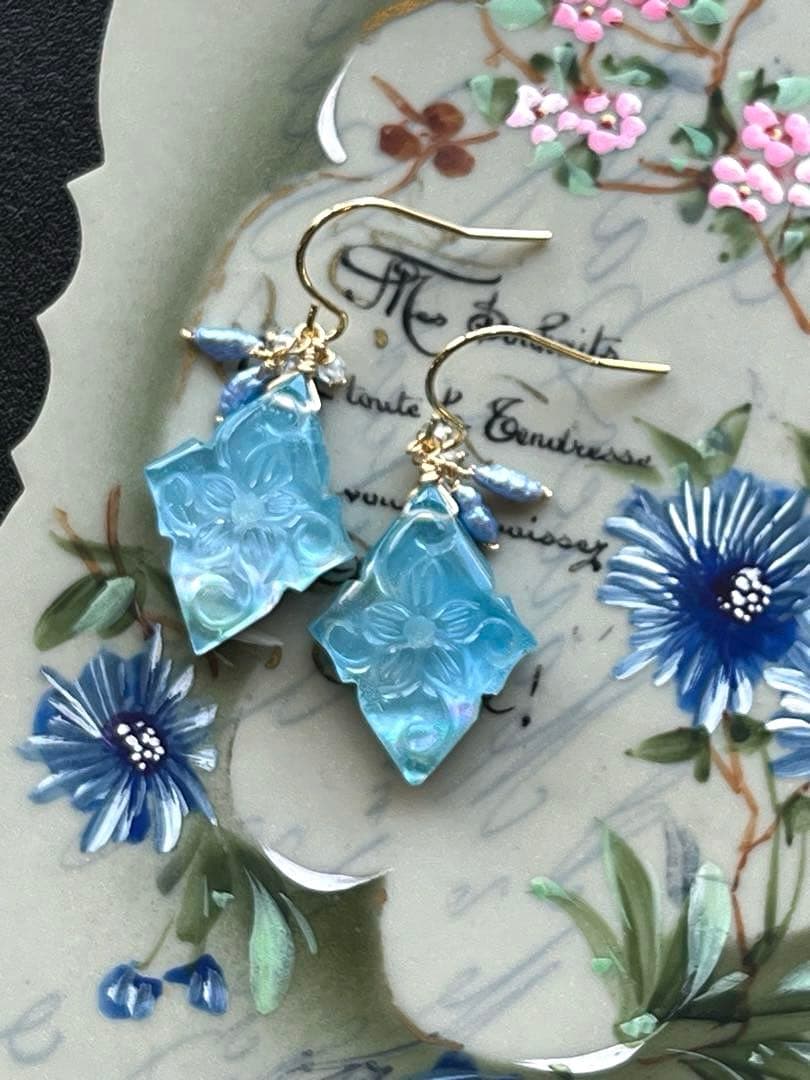 ターコイズ&MOP＆水晶フラワーローゼンジカービング＊ピアスorイヤリング