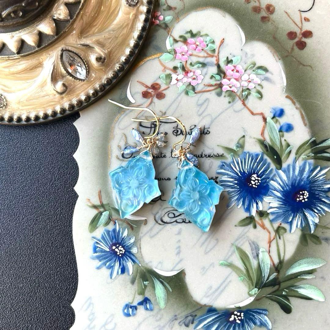 ターコイズ&MOP＆水晶フラワーローゼンジカービング＊ピアスorイヤリング