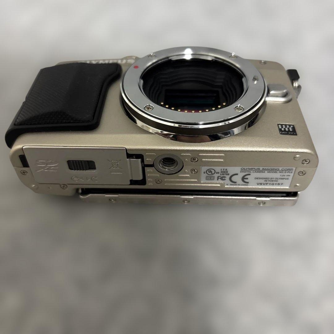 美品　OLYMPUS PEN light E-PL6 ミラーレス一眼レフカメラ