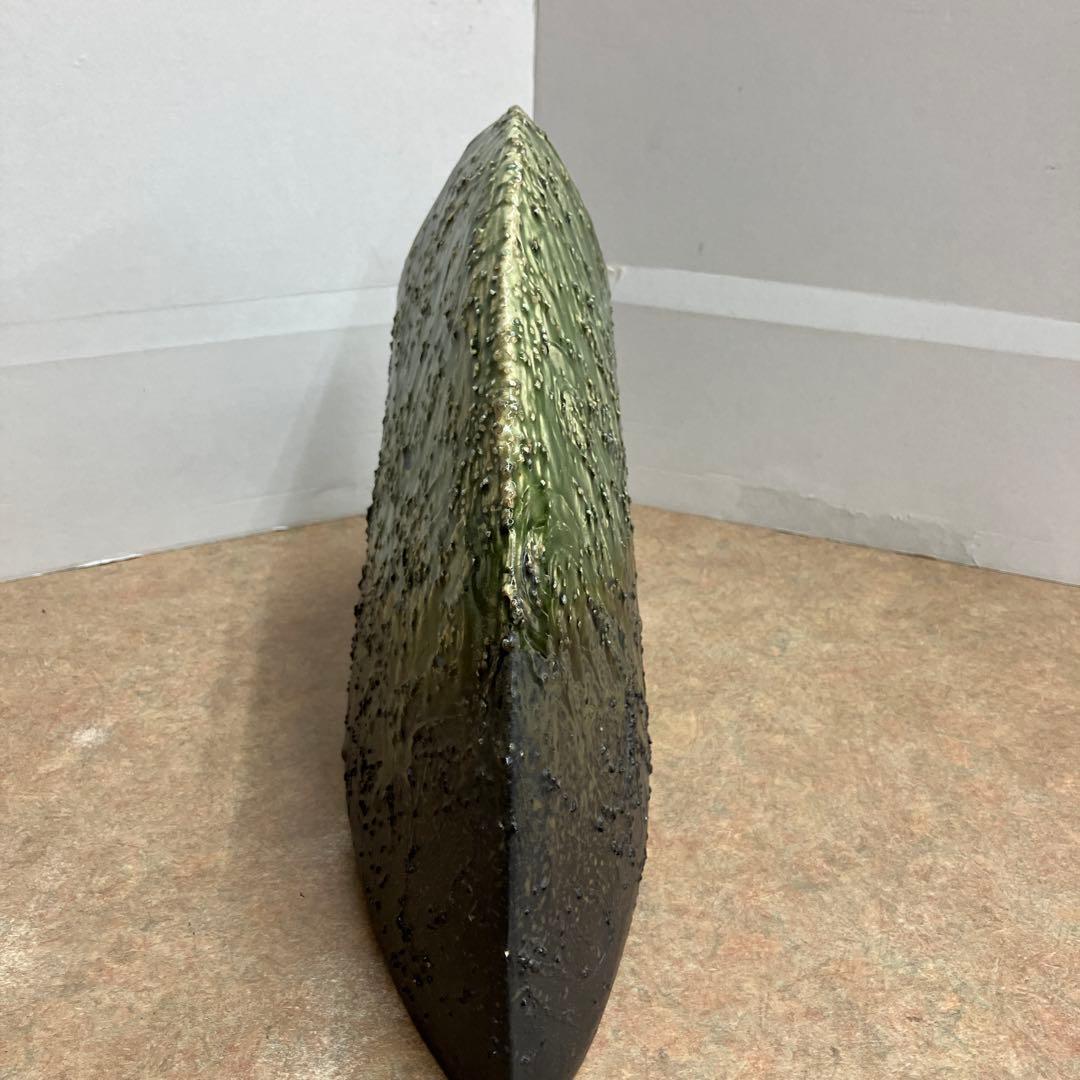 お値下げしました。信楽焼手造り花器黒ビードロ波目