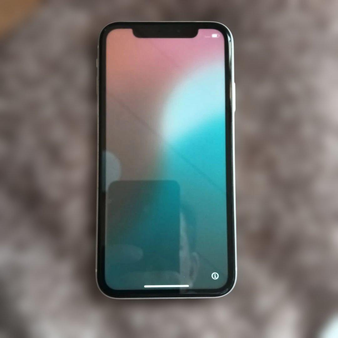 Apple iPhone XR ホワイト 6.1インチ 本体