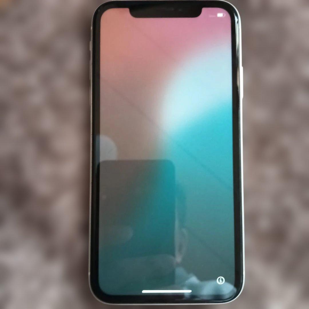 Apple iPhone XR ホワイト 6.1インチ 本体