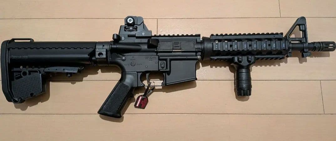 東京マルイ　CQB-R M4シリーズ 次世代電動ガン