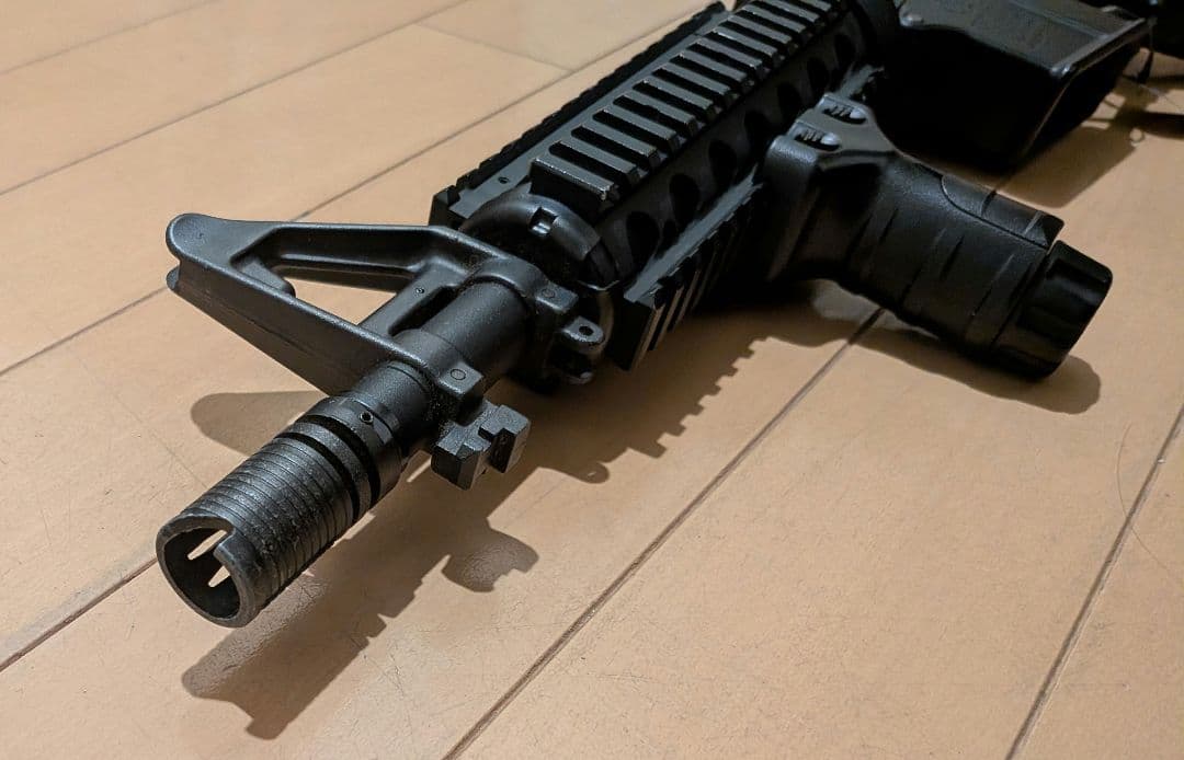 東京マルイ　CQB-R M4シリーズ 次世代電動ガン