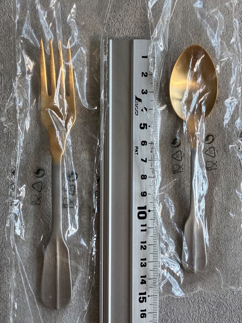 Anthropologie カトラリー5点セット【新品・4点未開封】