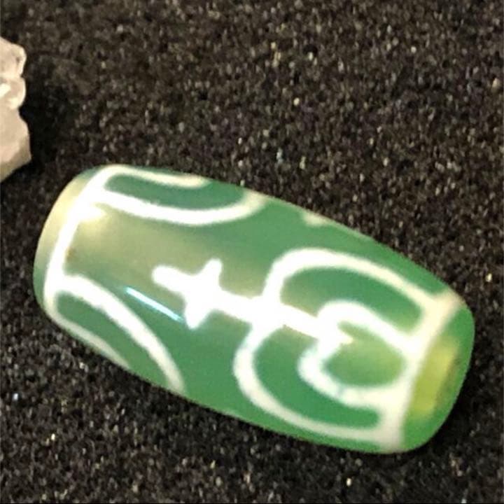 チベット天然緑玉髄蓮花宝瓶天珠♢希有♢