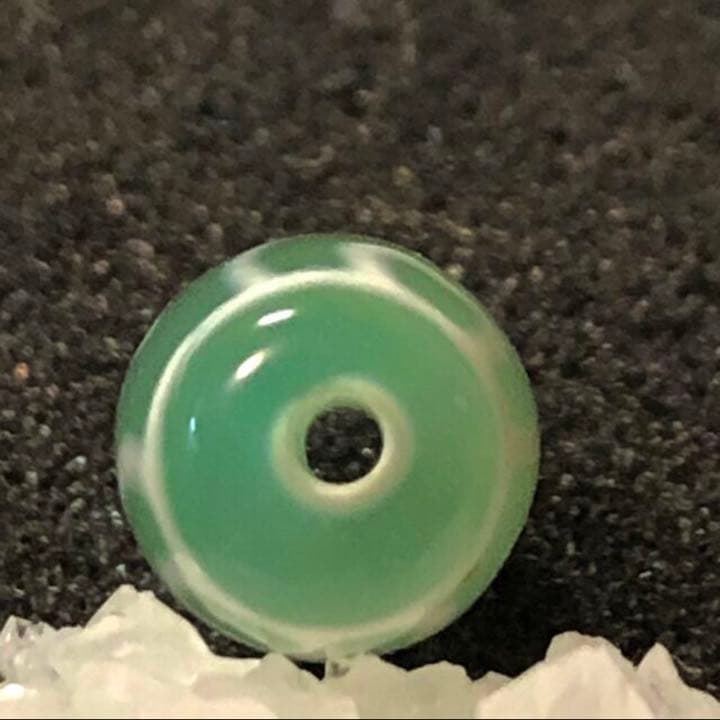 チベット天然緑玉髄蓮花宝瓶天珠♢希有♢