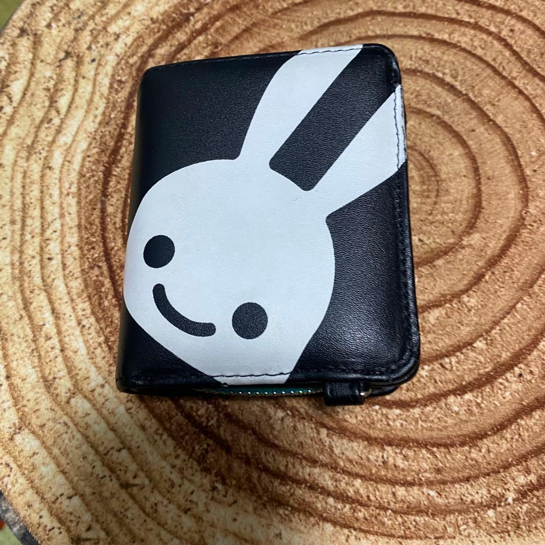 CUNE もこもこウサギストラップ＋ウォレット