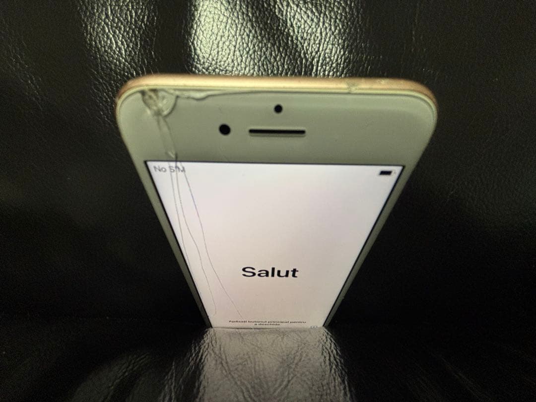 ★整備品⭐︎送料無料　iPhone8本体 64GB SIMフリー