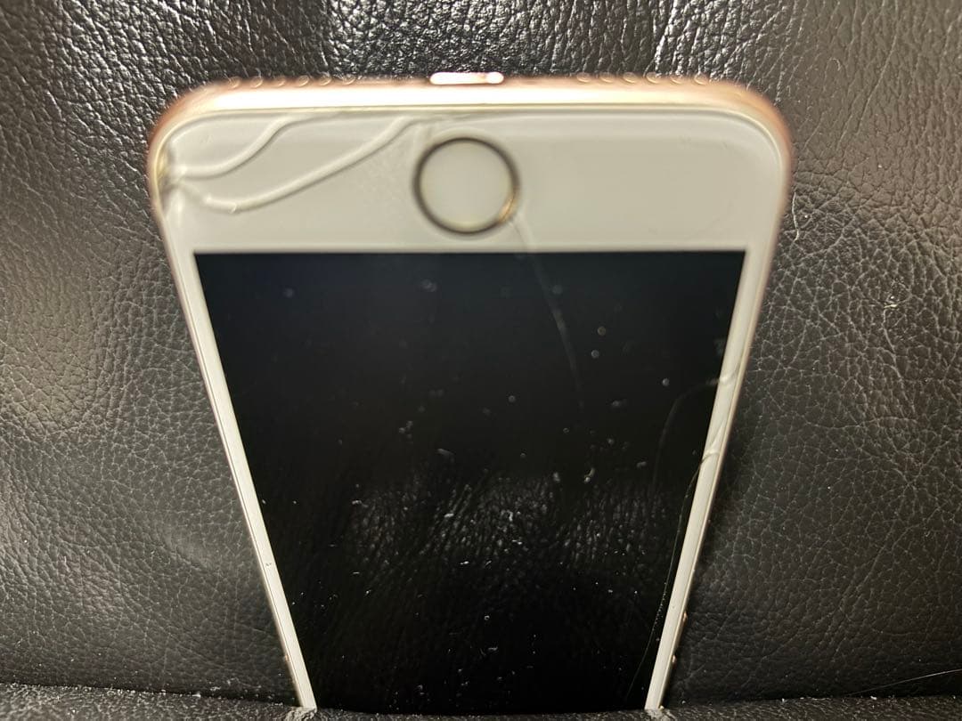 ★整備品⭐︎送料無料　iPhone8本体 64GB SIMフリー