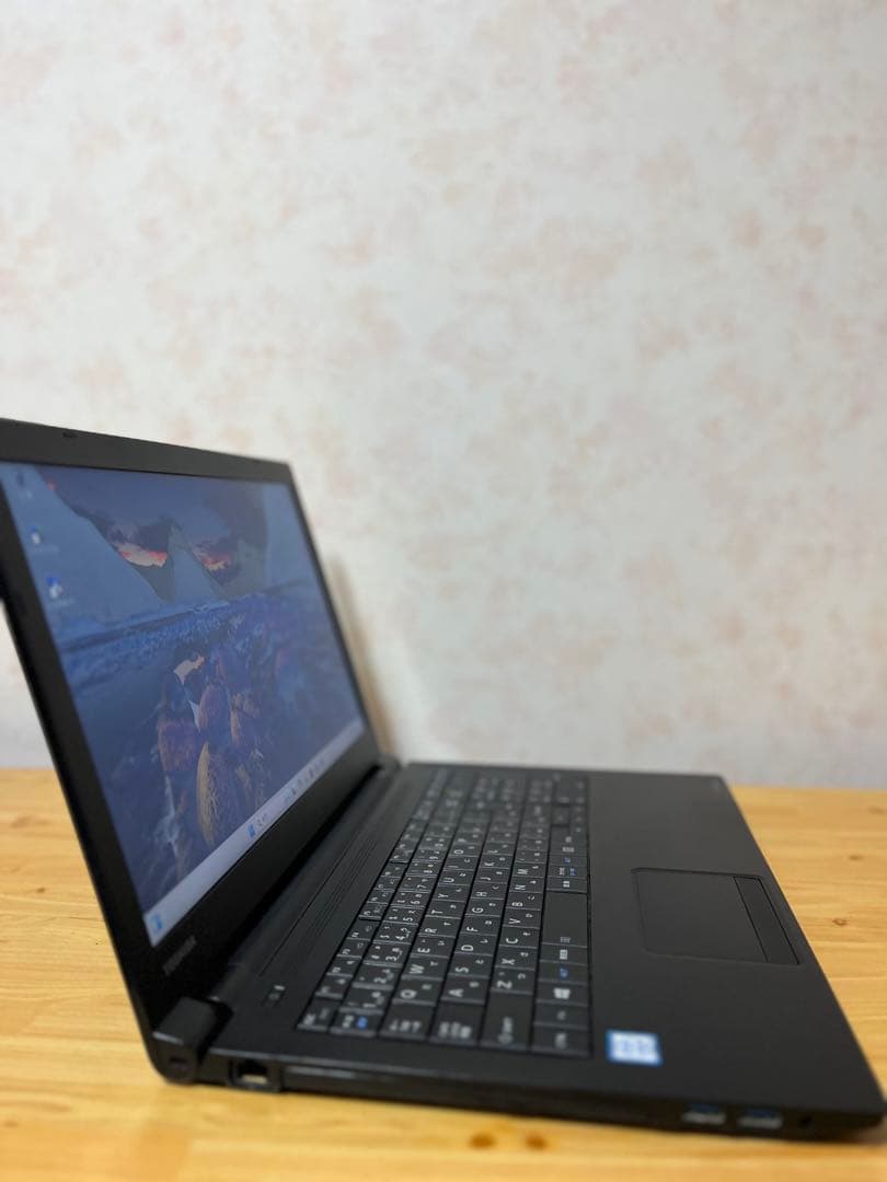 dynabook B55/H　メモリー8G　SSD128GB 　WIN11