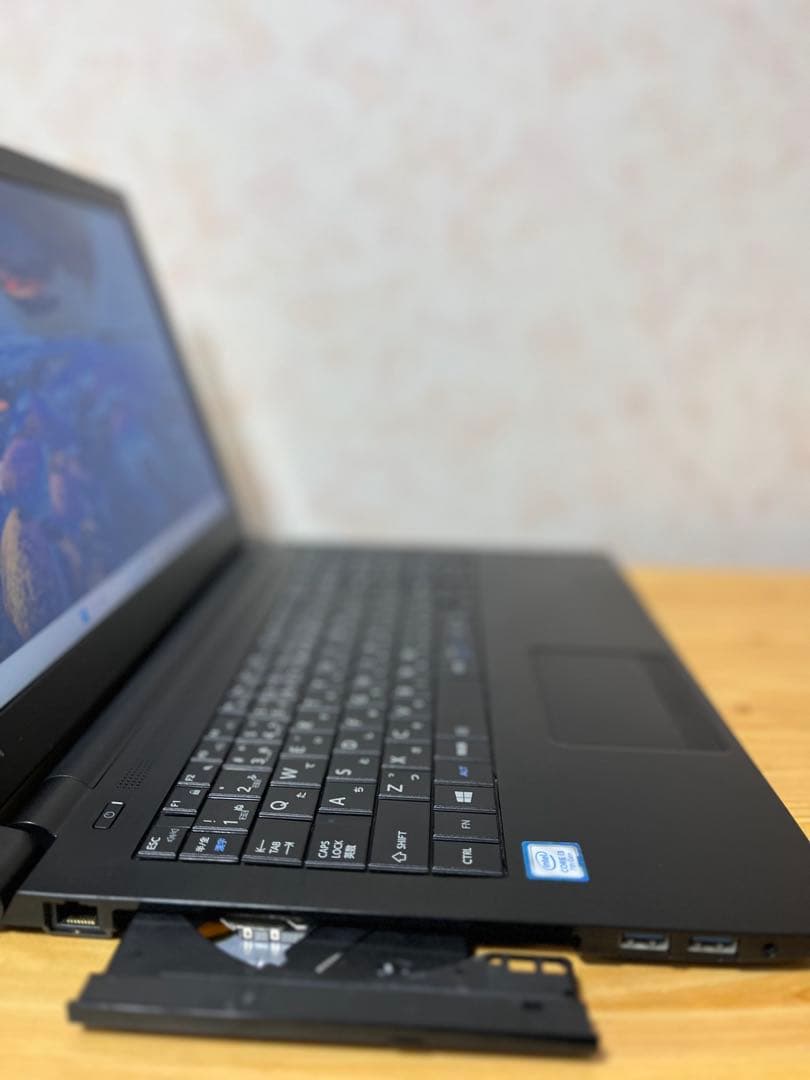 dynabook B55/H　メモリー8G　SSD128GB 　WIN11