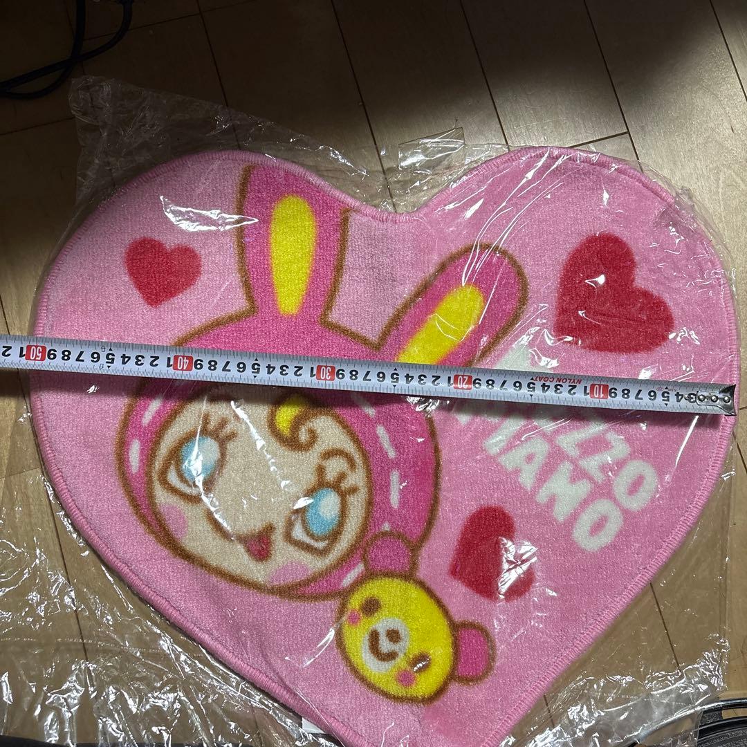 メゾピアノ　インテリアマット　ベリエちゃん