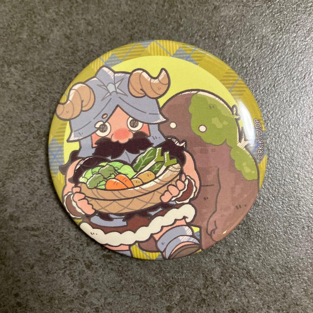 ダンジョン飯　缶バッジ７種✖️各5個セット
