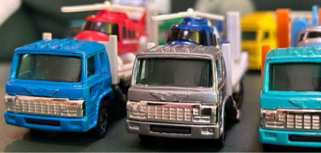 トミカ ゆかいなトレーラーセットなど 9台セット