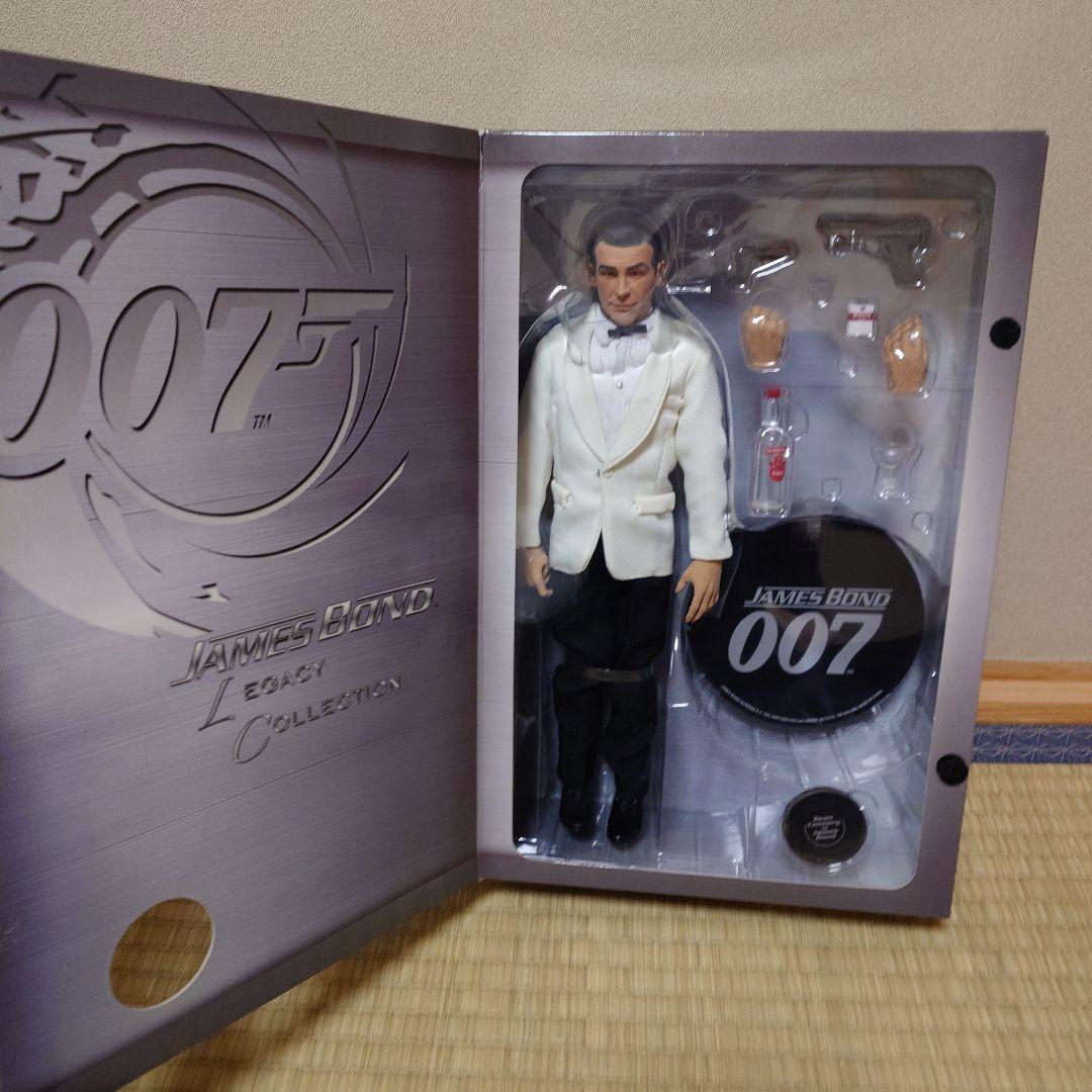 007 JAMES BOND フィギュア　LEGACY COLLECTION