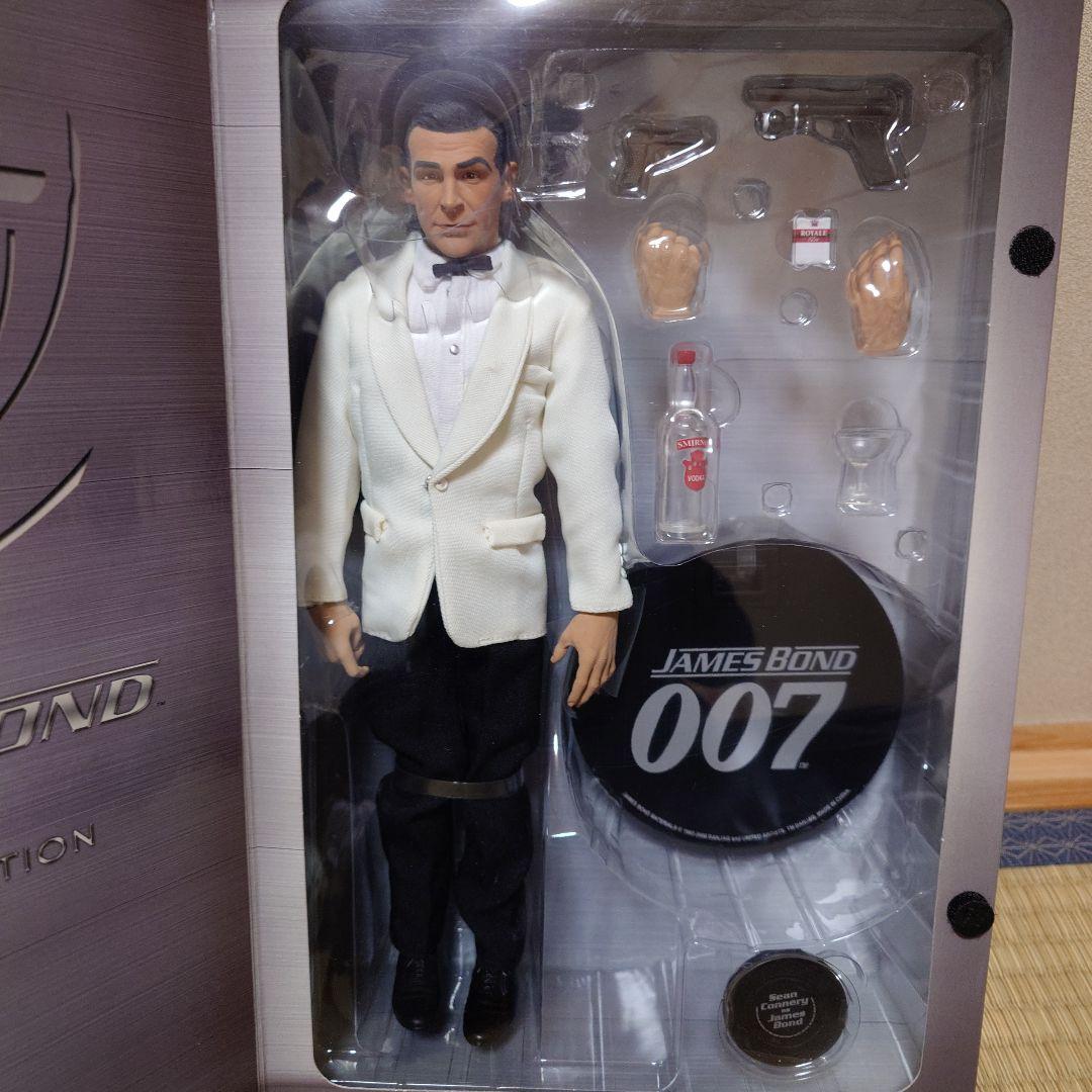 007 JAMES BOND フィギュア　LEGACY COLLECTION
