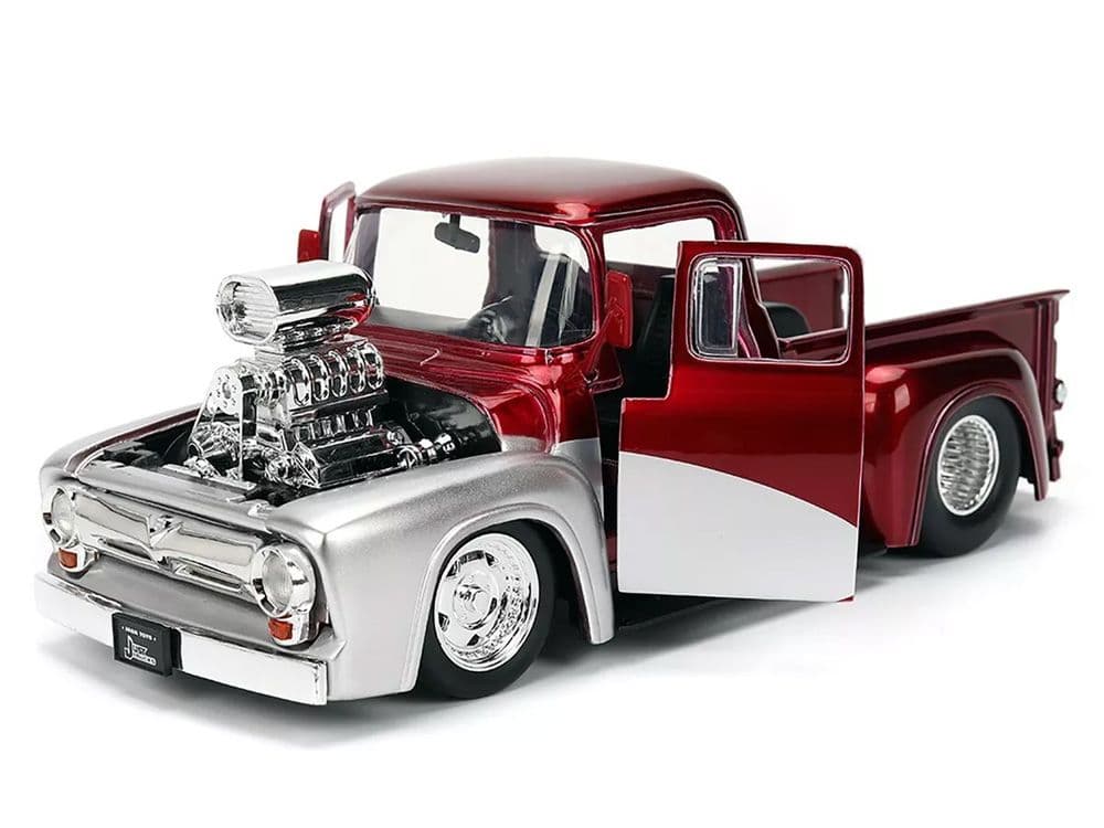 1956 フォード F-100 ピックアップ ウィズ　ガスポンプ