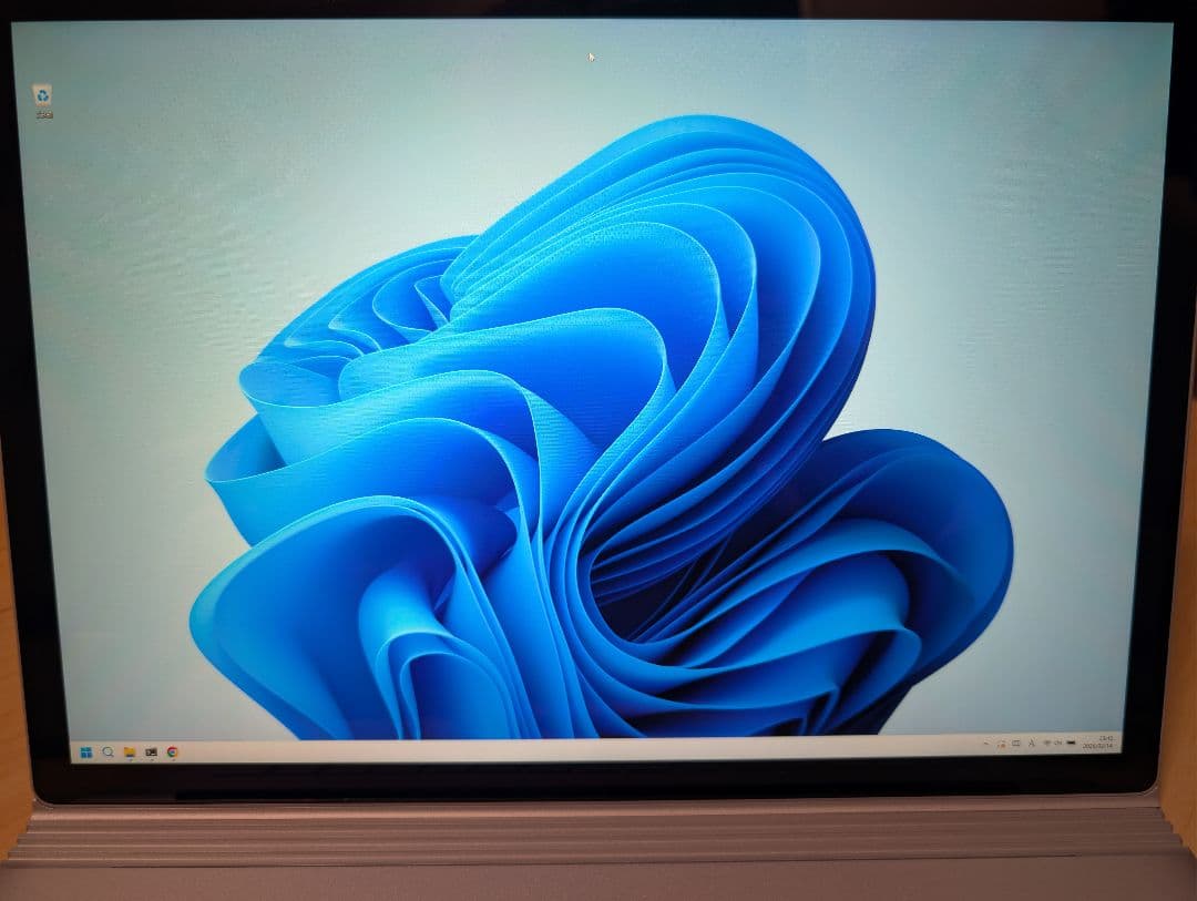 美品 Surface Book 2 15 16GB/GTX1060 電池86%