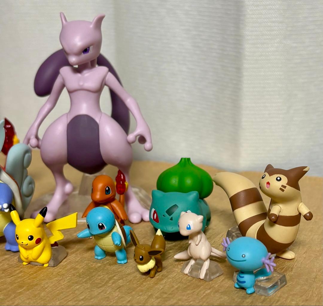 ほぼ新品！　ポケモン　スケールワールド　フィギュア　カントー地方　御三家