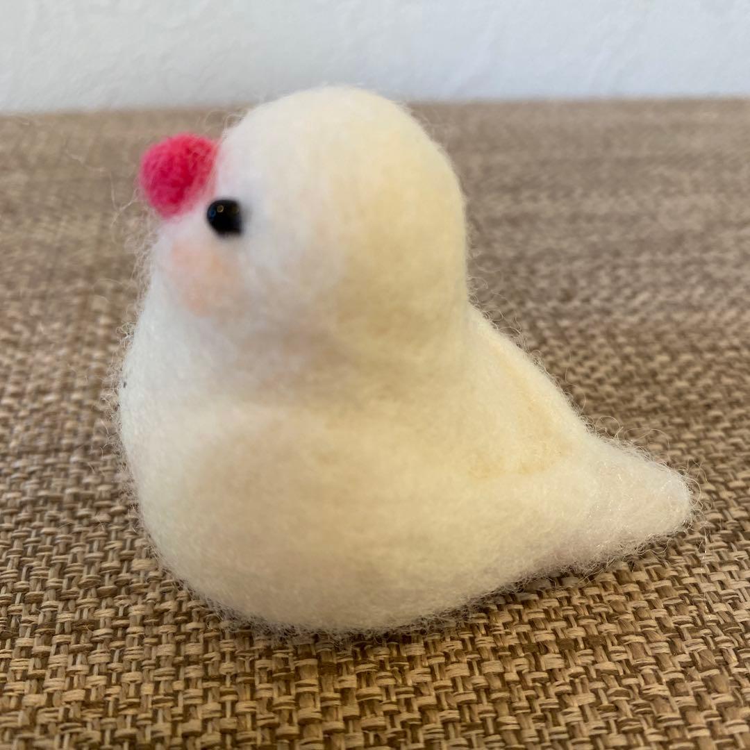 フラワーリース&白い文鳥さん